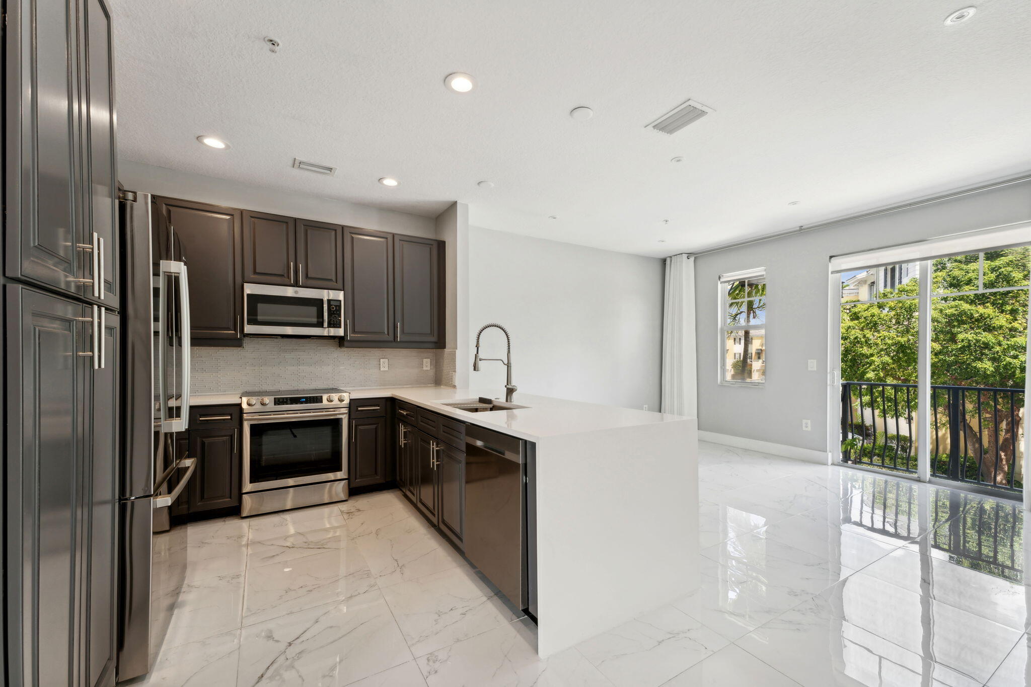 671 Northwest 38th Circle Boca Raton, FL 33431 - Photo 6 of 26 13-web-or-mls-DSC09835