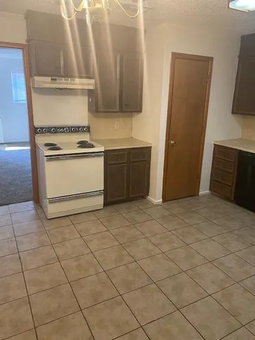 $975 | 4816 66th Street, Unit B, Lubbock, TX 79414
