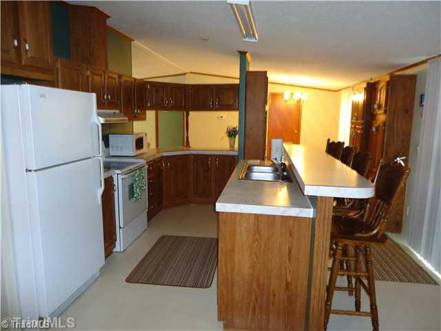 3485 Flat Shoals Road Germanton, NC 27019 - Photo 12 of 16 Kitchen.