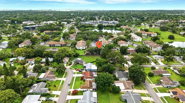 $279,999 | 1725 Pine Ridge Way East, Unit E, Palm Harbor, FL 34684