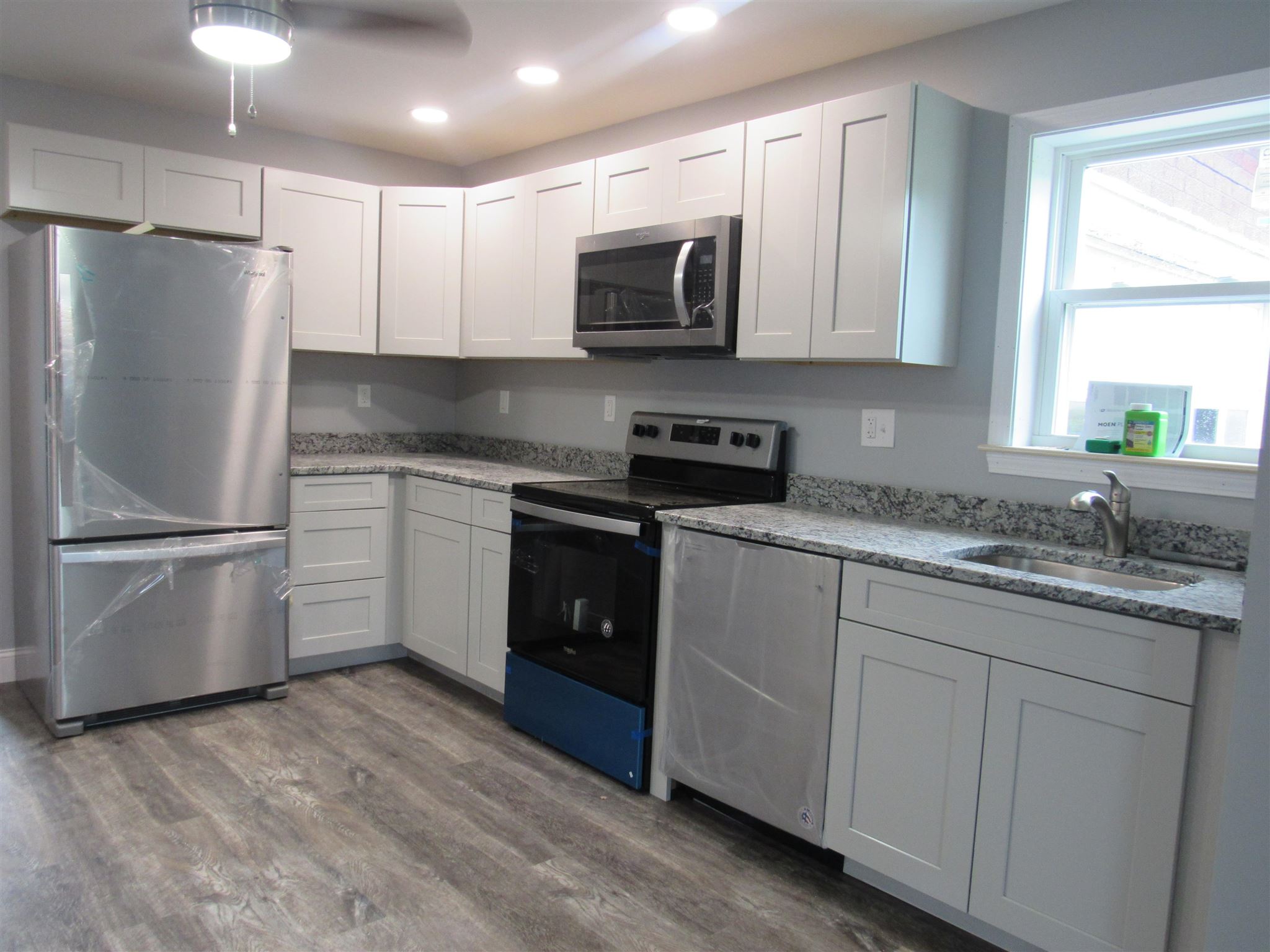 193 Willow Street Berlin, NH 03570 - Photo 2 of 15