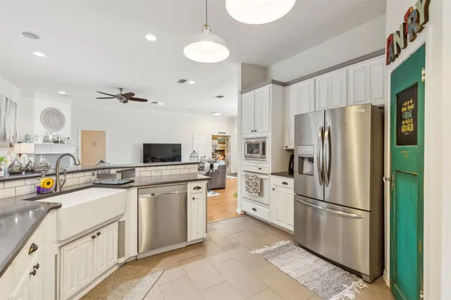 $450,000 | 1115 Brook Arbor Drive, Mansfield, TX 76063