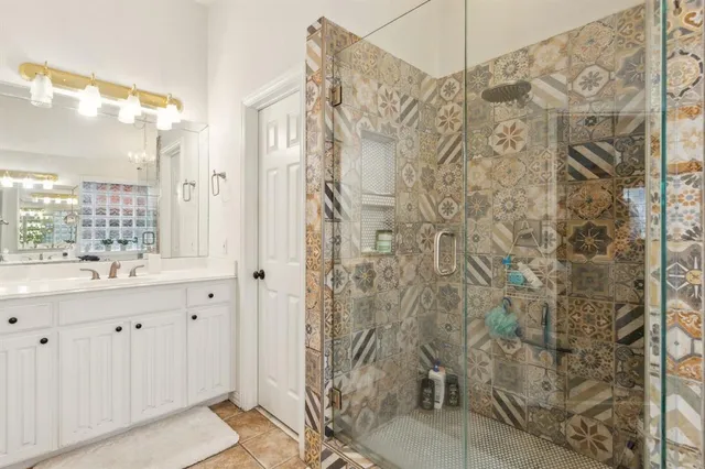 $450,000 | 1115 Brook Arbor Drive, Mansfield, TX 76063