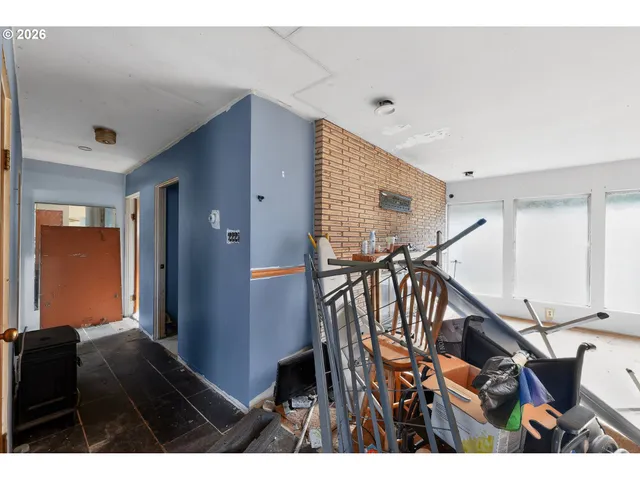 a view of entryway and hall