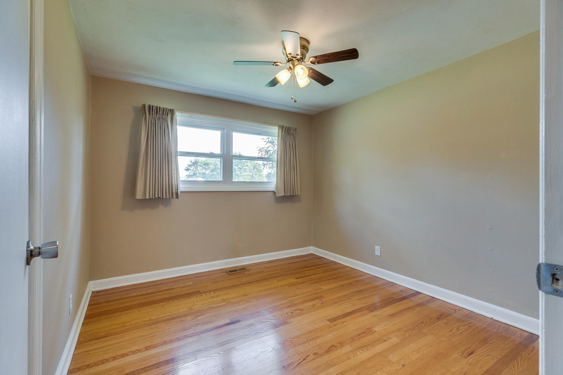 1001 Huffine Road Johnson City, TN 37604 - Photo 25 of 42 025