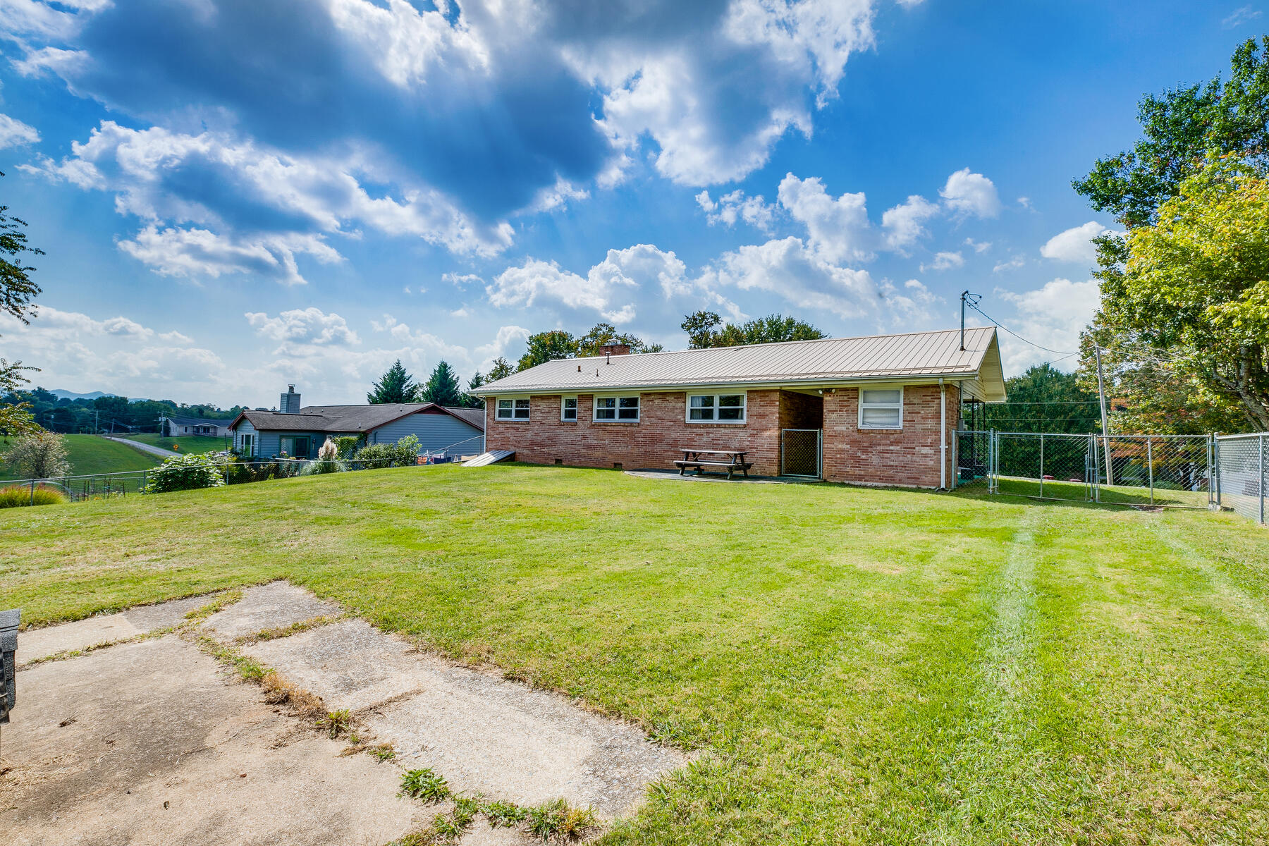1001 Huffine Road Johnson City, TN 37604 - Photo 33 of 42 033