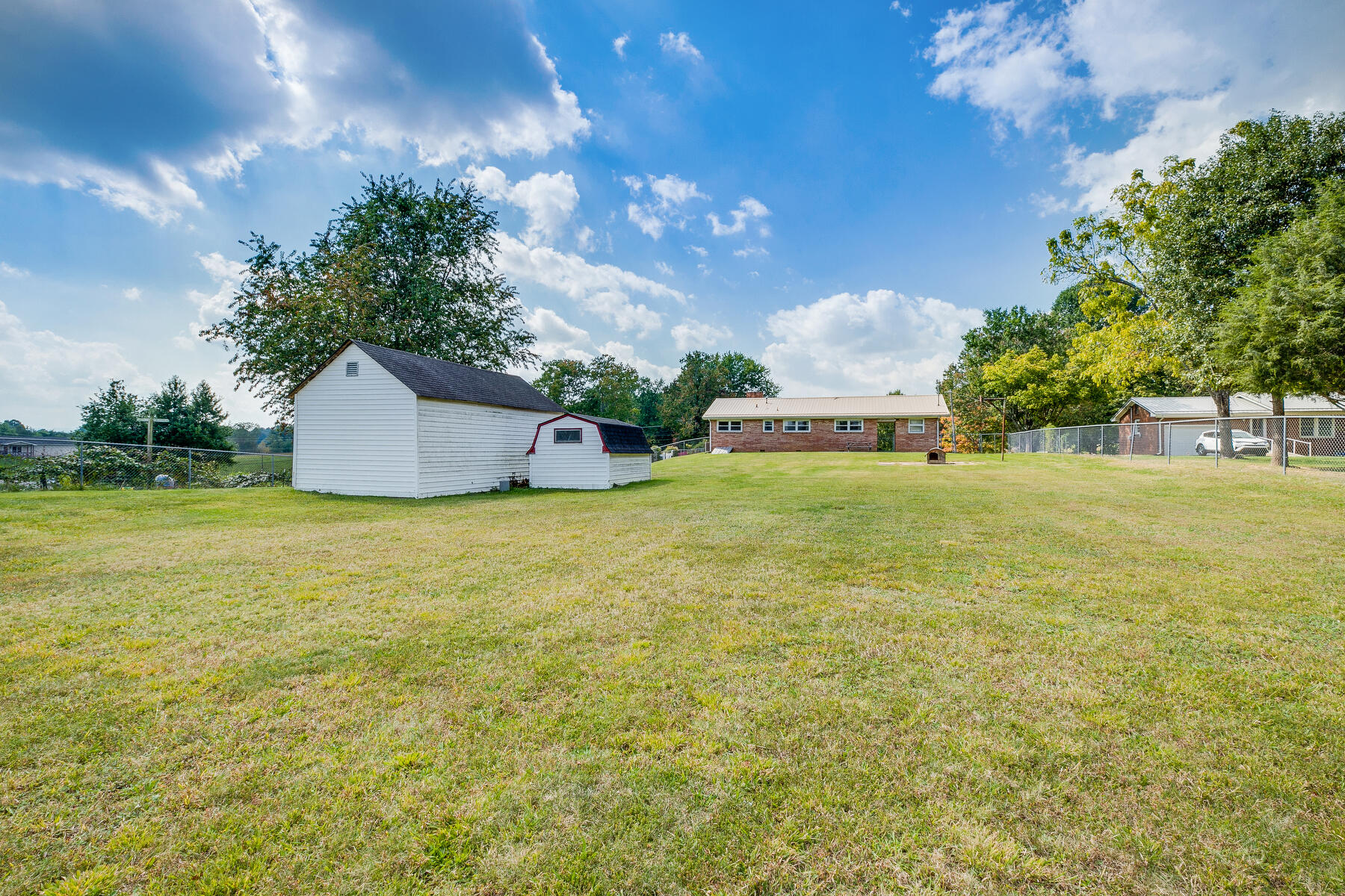1001 Huffine Road Johnson City, TN 37604 - Photo 37 of 42 037