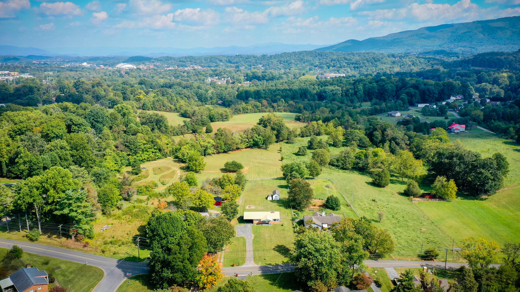 1001 Huffine Road Johnson City, TN 37604 - Photo 39 of 42 102