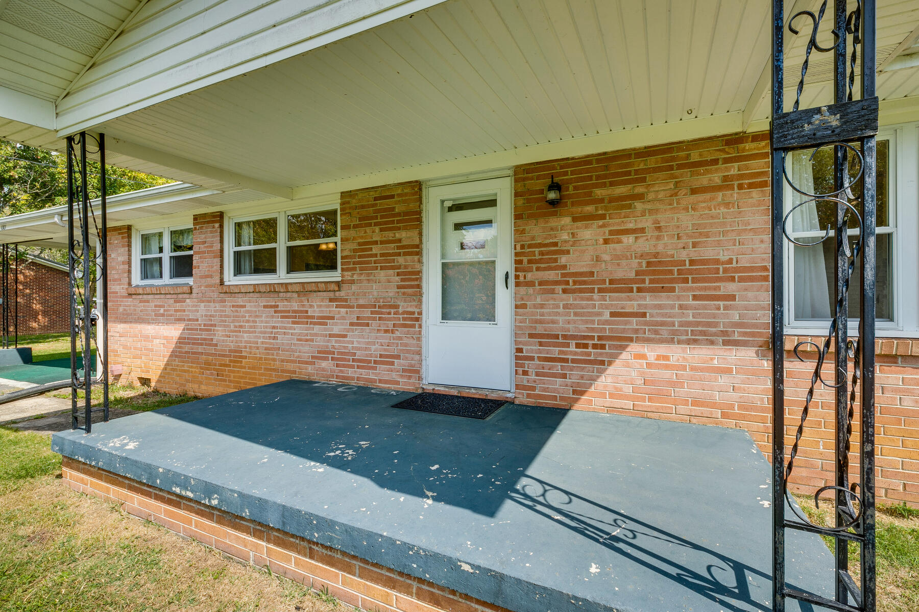 1001 Huffine Road Johnson City, TN 37604 - Photo 6 of 42 006