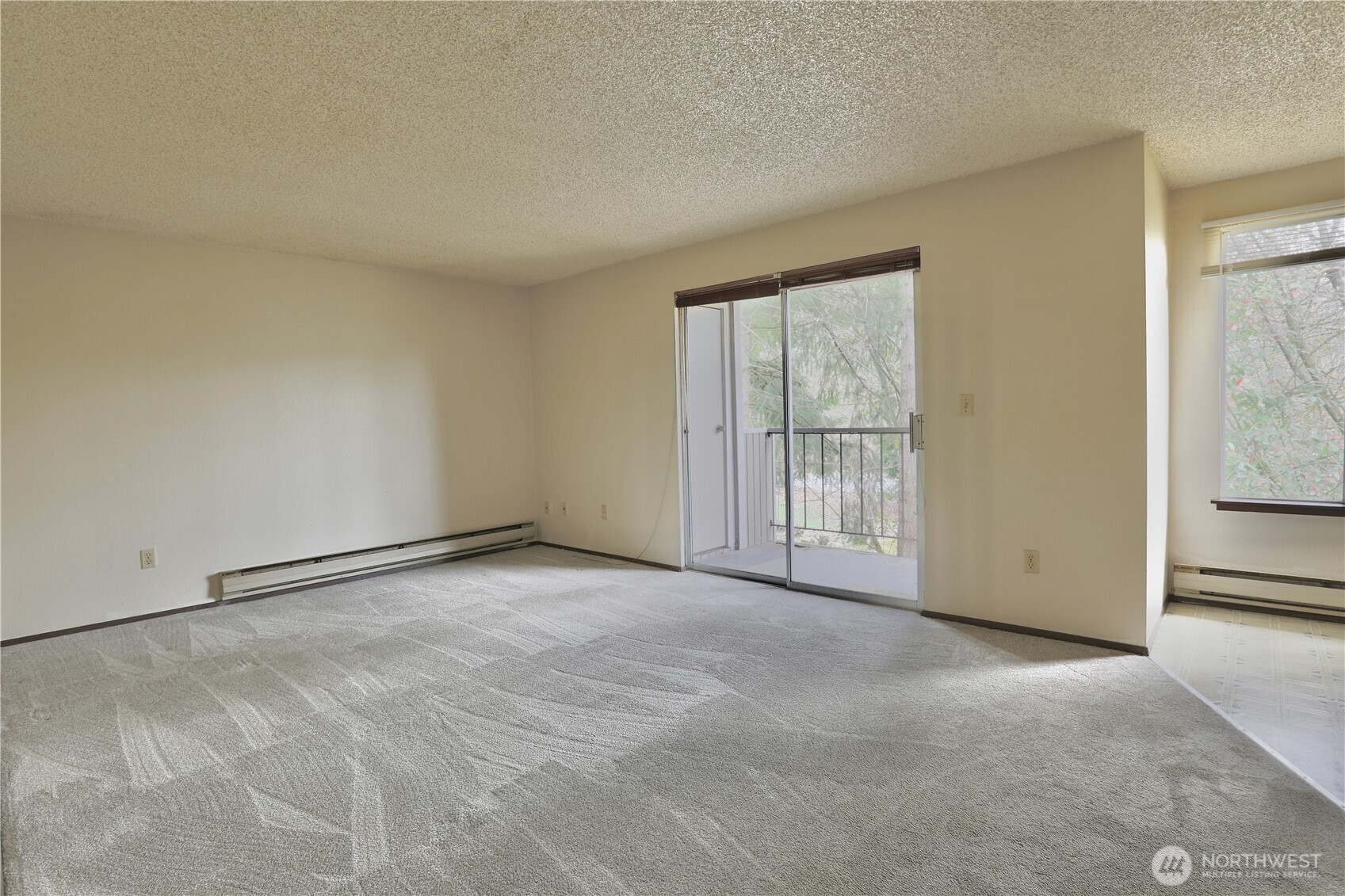 4601 Southwest 320th Street, Unit Q5 Federal Way, WA 98023 - Photo 2 of 19
