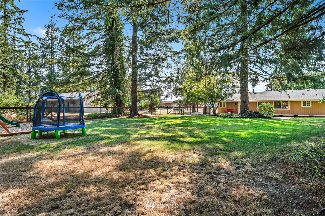 17340 Jordan Street Southwest Rochester, WA 98579 - Photo 11 of 25
