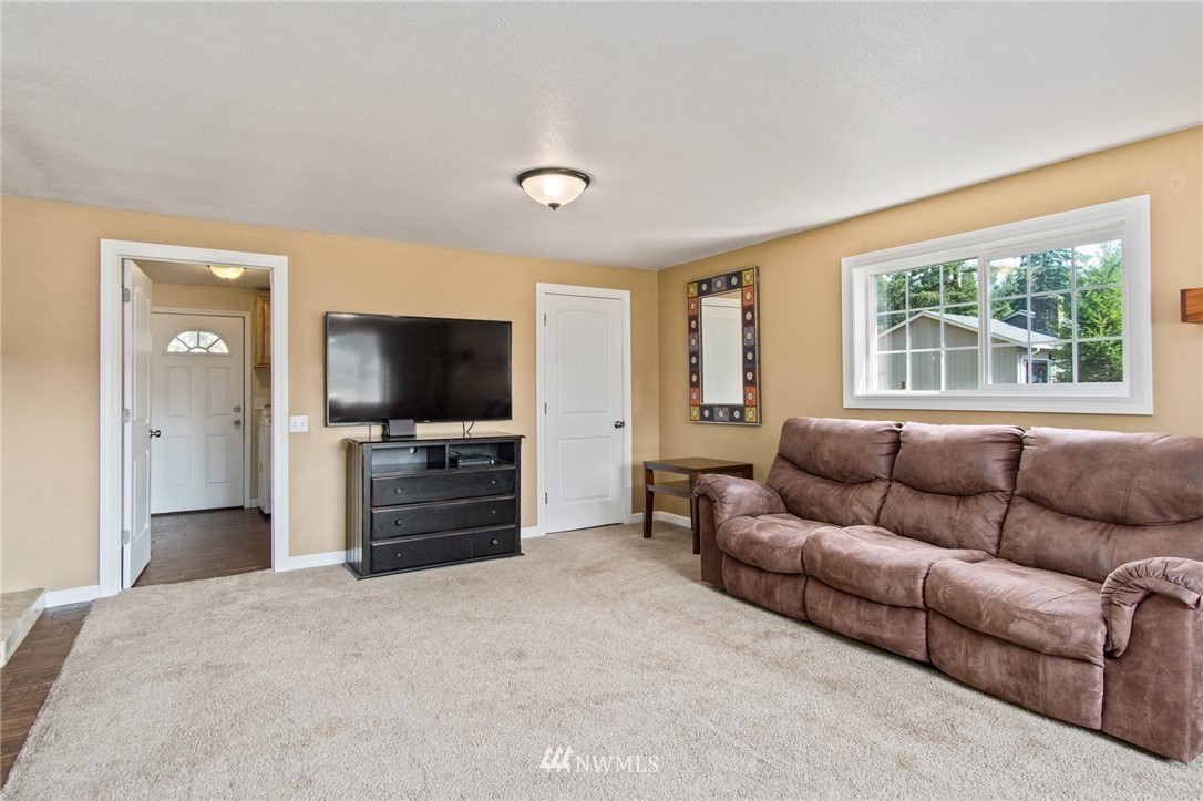 17340 Jordan Street Southwest Rochester, WA 98579 - Photo 14 of 25