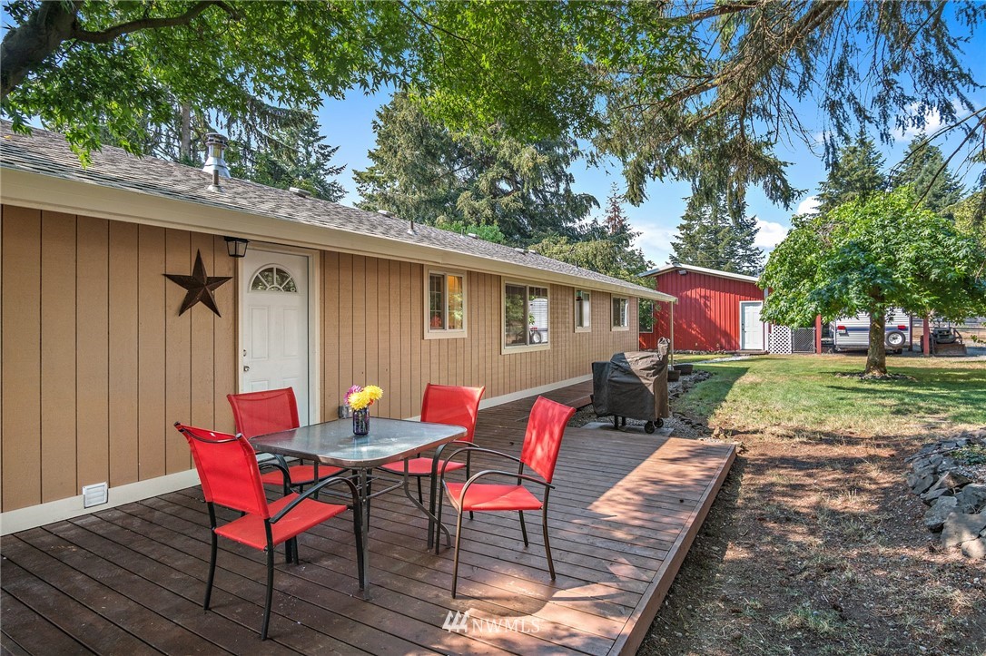 17340 Jordan Street Southwest Rochester, WA 98579 - Photo 7 of 25