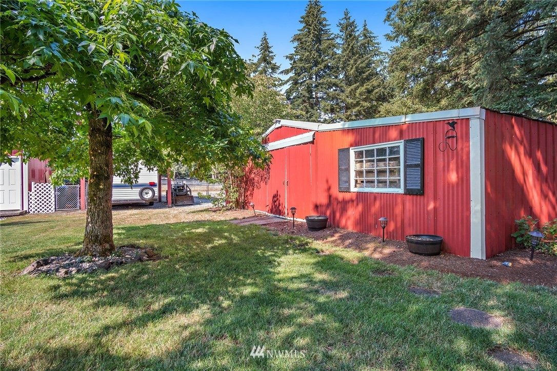 17340 Jordan Street Southwest Rochester, WA 98579 - Photo 10 of 25