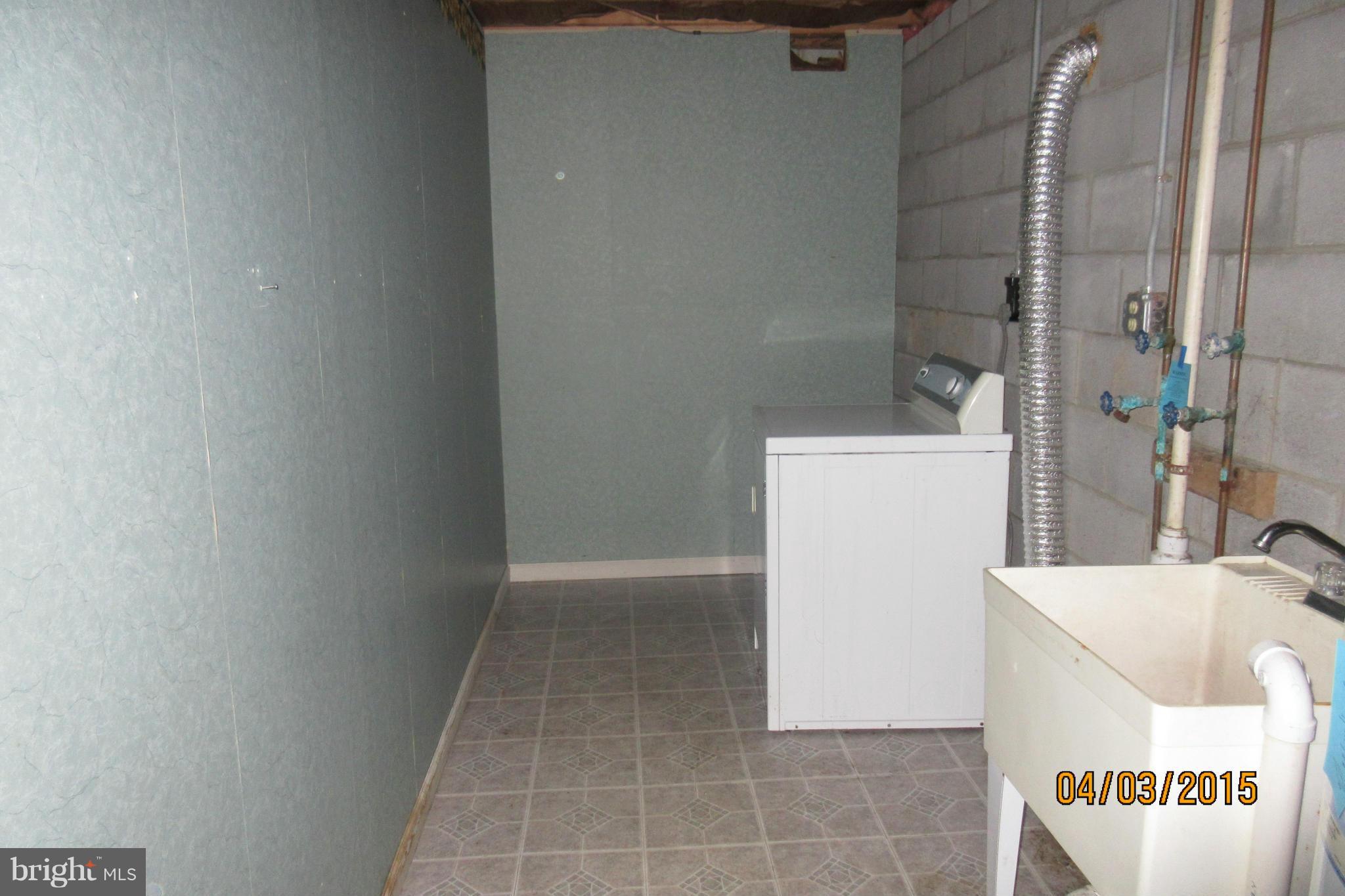 1340 Old Manchester Road Westminster, MD 21157 - Photo 7 of 14 Interior (General)