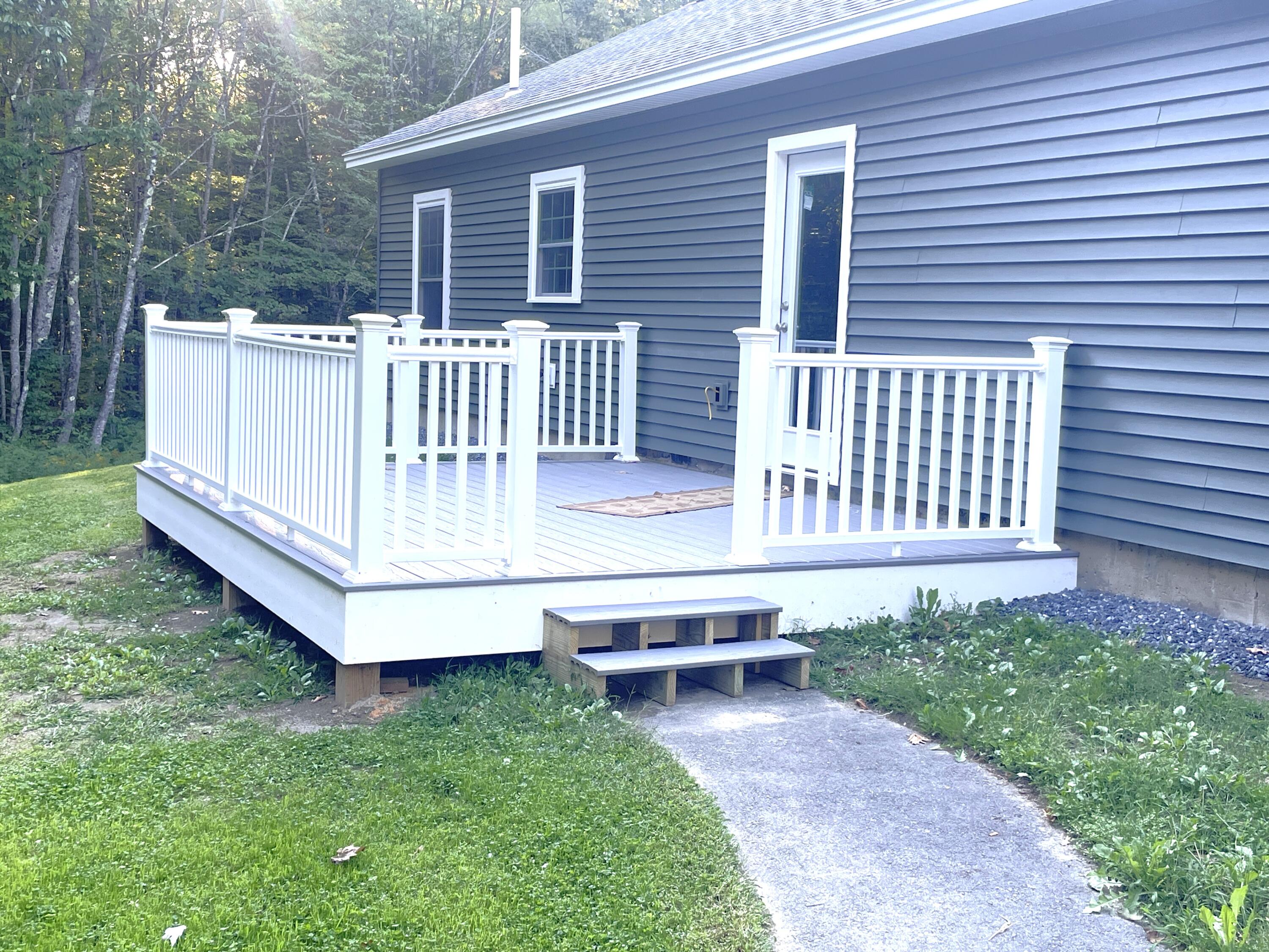93 Dutton Road South China, ME 04358 - Photo 6 of 33 Deck