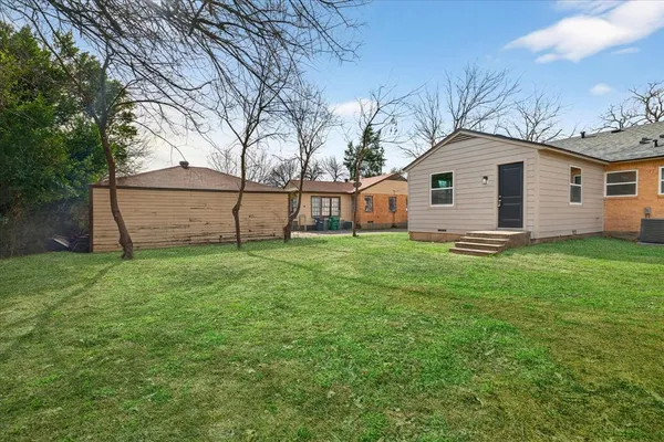 $389,000 | 806 Denton Street, Denton, TX 76201