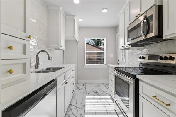 $389,000 | 806 Denton Street, Denton, TX 76201