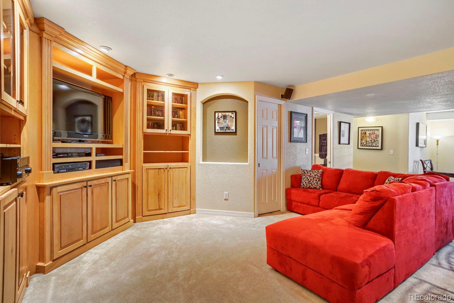 11093 Lima Street Commerce City, CO 80640 - Photo 7 of 34 Gallery Image 7