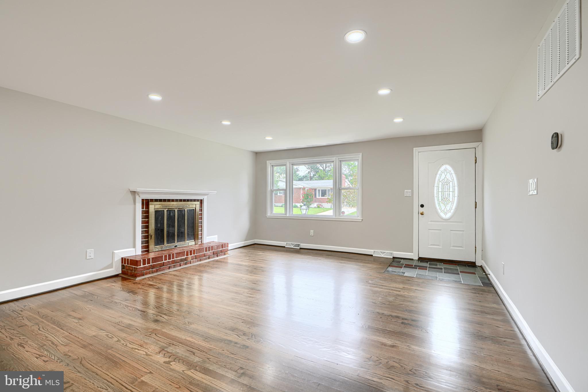 410 Neepier Road Baltimore, MD 21228 - Photo 17 of 38 Gallery Image 17