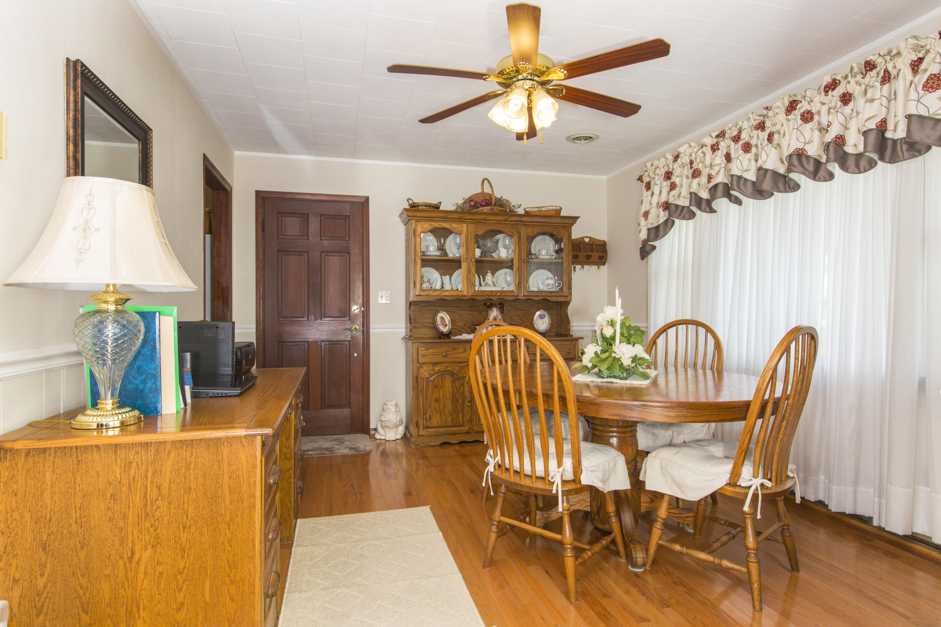 3938 Ridge Drive Salem, VA 24153 - Photo 12 of 44 00439