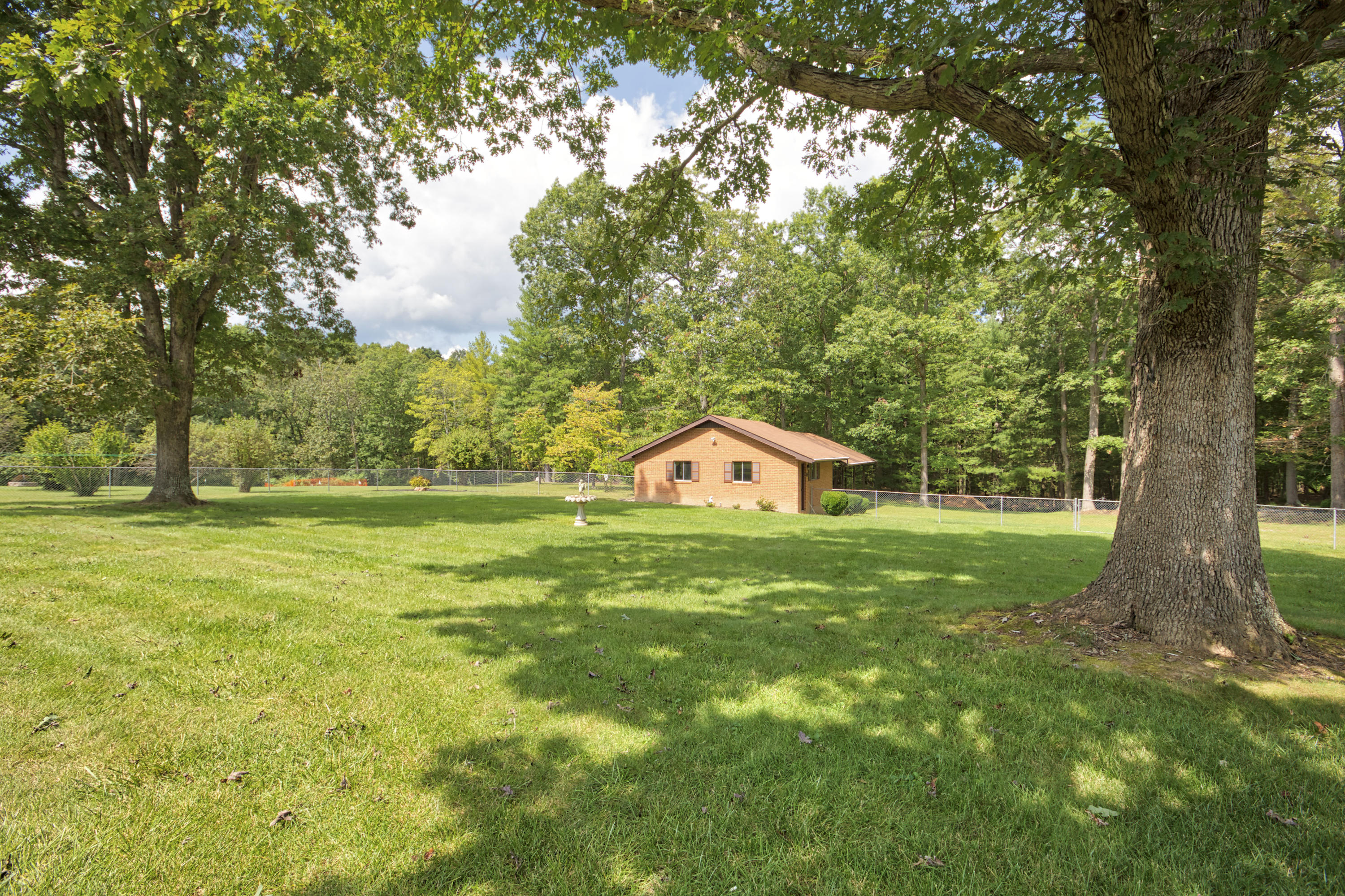 3938 Ridge Drive Salem, VA 24153 - Photo 26 of 44 00418