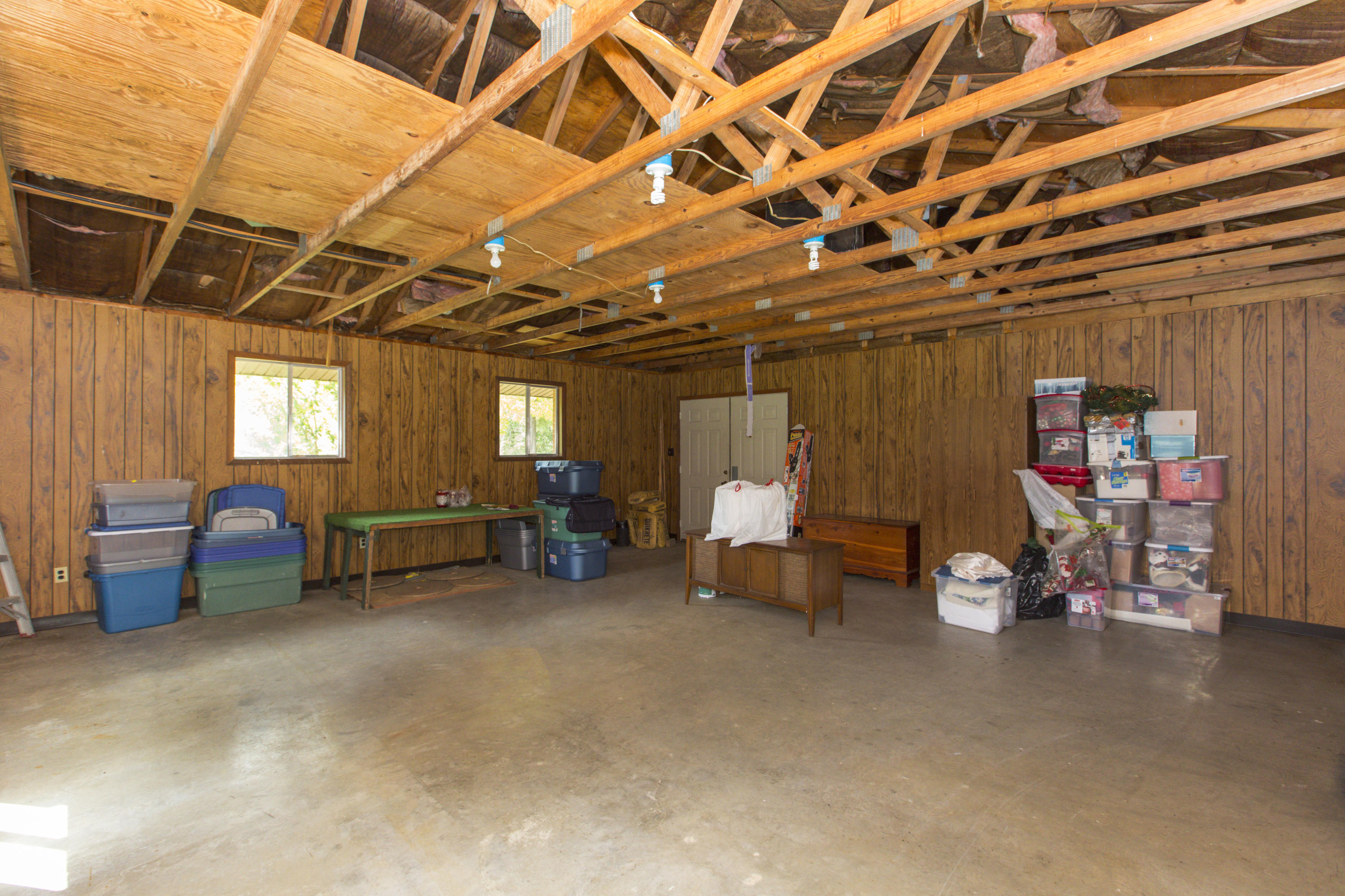 3938 Ridge Drive Salem, VA 24153 - Photo 29 of 44 00446