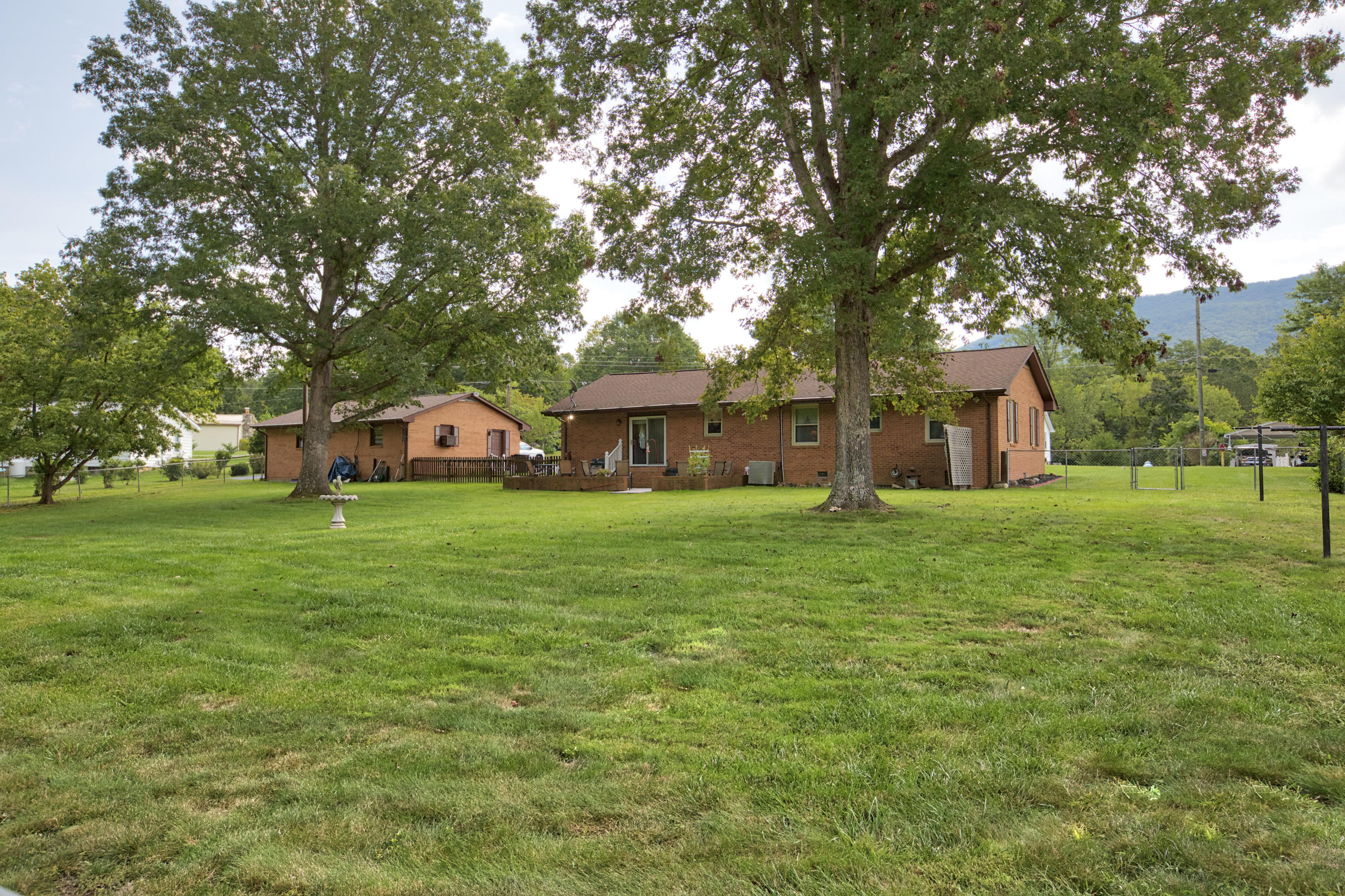 3938 Ridge Drive Salem, VA 24153 - Photo 6 of 44 00425