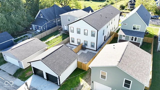 $2,800 | 2237 Carrollton Avenue, Indianapolis, IN 46205