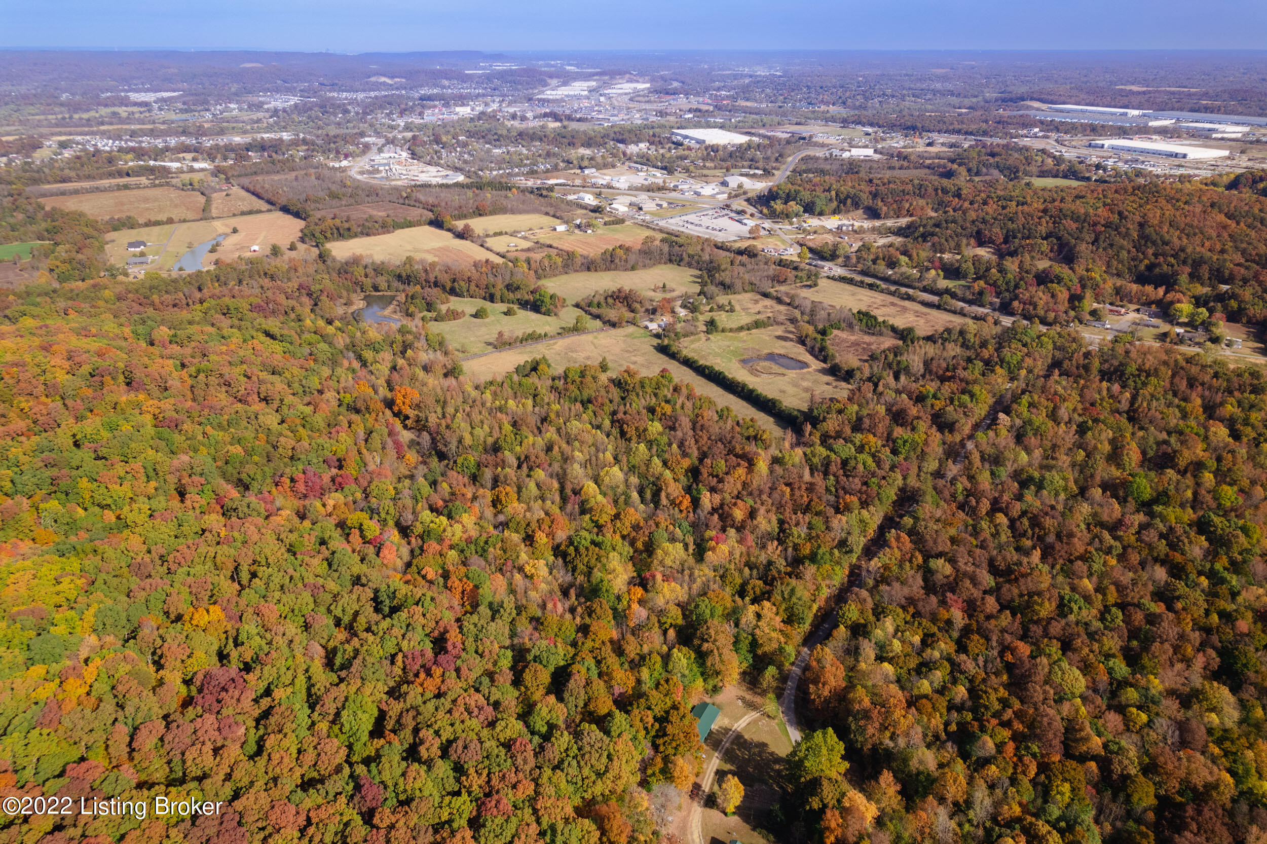 245 Forest Hill Road, Unit 2 Shepherdsville, KY 40165 - Photo 9 of 23 245 Forrest Hill Rd-09