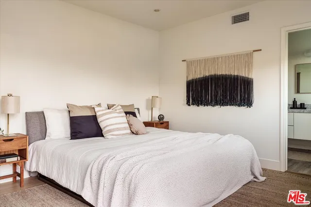 $1,995,000 | 2162 Lyric Avenue, Los Angeles, CA 90027