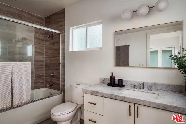 $1,995,000 | 2162 Lyric Avenue, Los Angeles, CA 90027