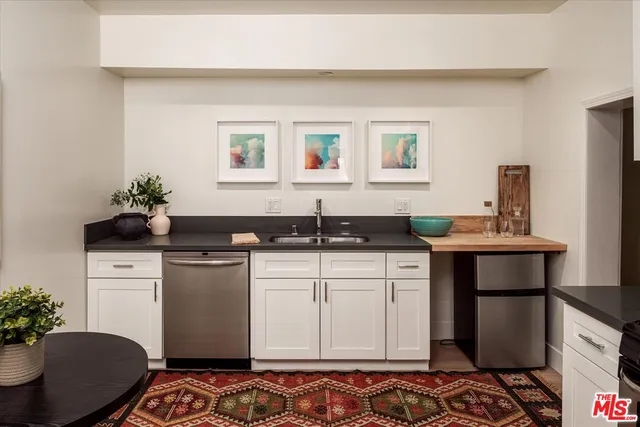 $1,995,000 | 2162 Lyric Avenue, Los Angeles, CA 90027