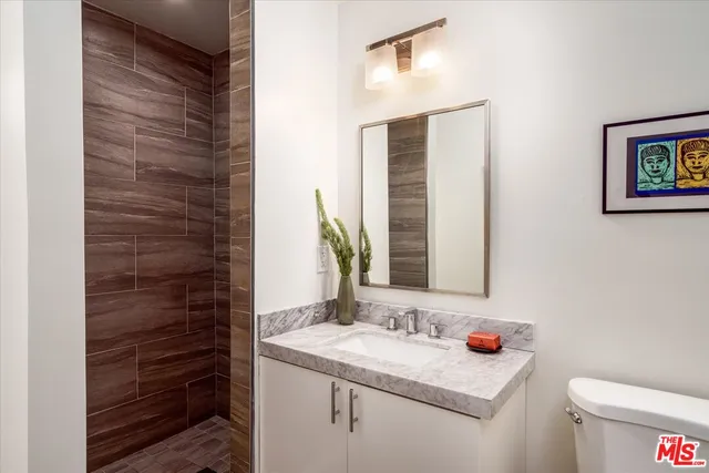 $1,995,000 | 2162 Lyric Avenue, Los Angeles, CA 90027