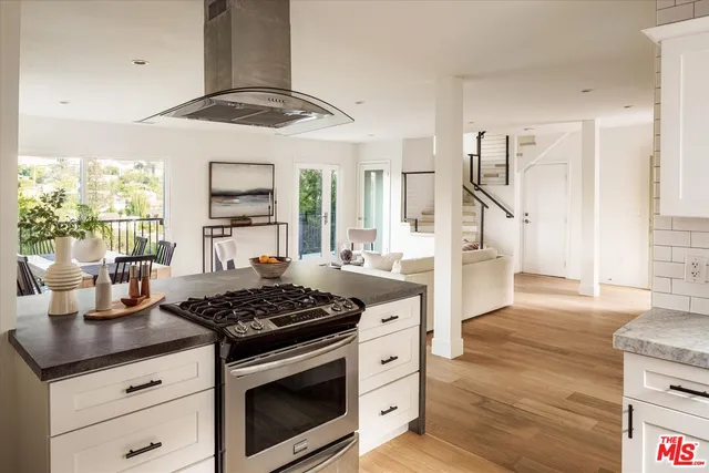 $1,995,000 | 2162 Lyric Avenue, Los Angeles, CA 90027