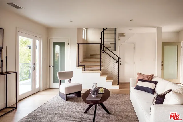 $1,995,000 | 2162 Lyric Avenue, Los Angeles, CA 90027