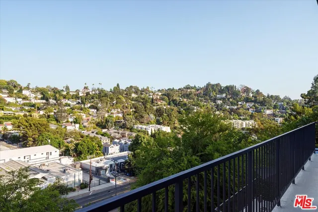 $1,995,000 | 2162 Lyric Avenue, Los Angeles, CA 90027