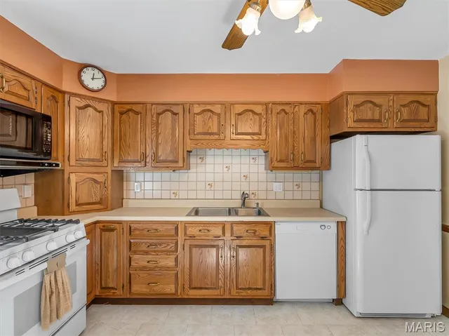 $257,000 | 11132 Pine Forest Drive, Sappington, MO 63126