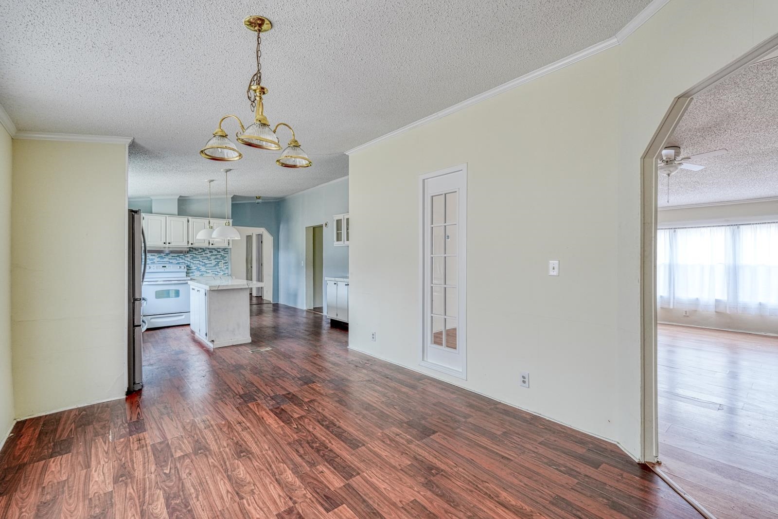 1061 Nazareth Road Spartanburg, SC 29301 - Photo 7 of 38