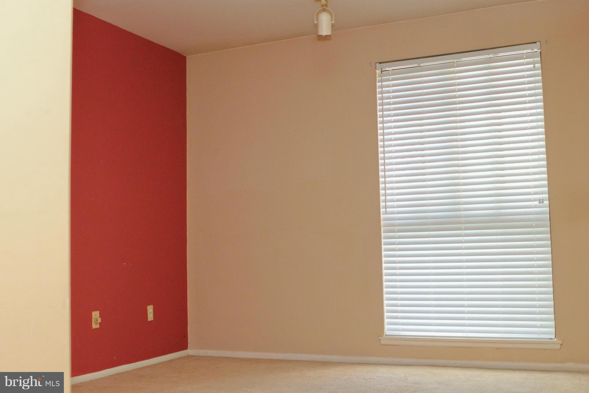 2010 Colts Neck Road, Unit 21B Reston, VA 20191 - Photo 15 of 25 a view of a livingroom with a window