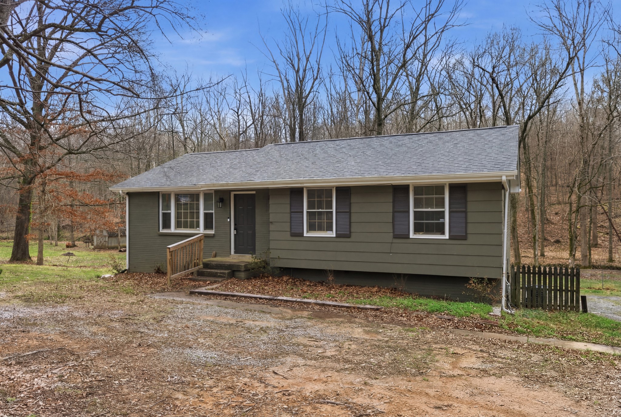 1848 Mimi Road Clarksville, TN 37040 - Photo 2 of 30 Gallery Image 2