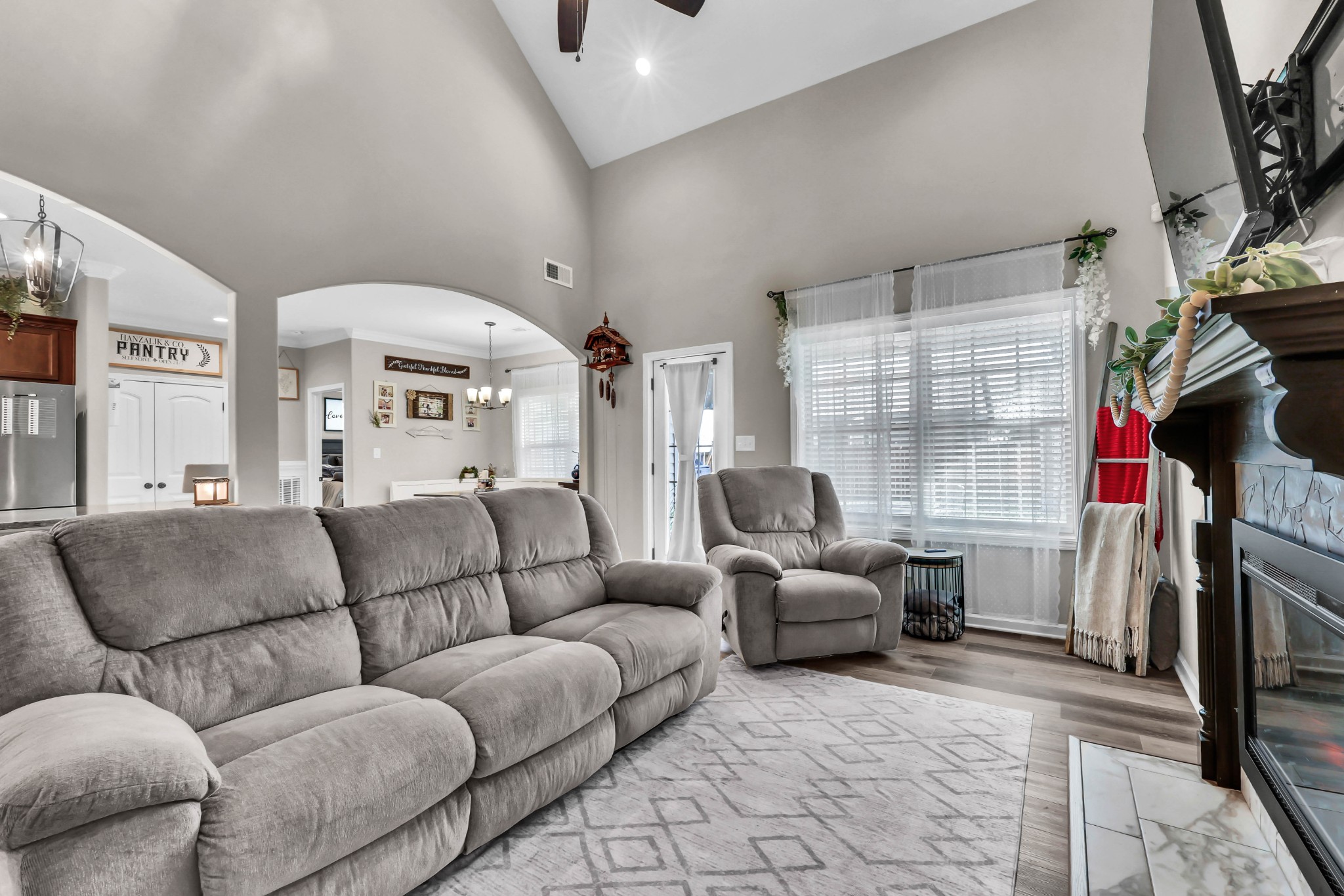 249 Elwell Road Clarksville, TN 37042 - Photo 14 of 36