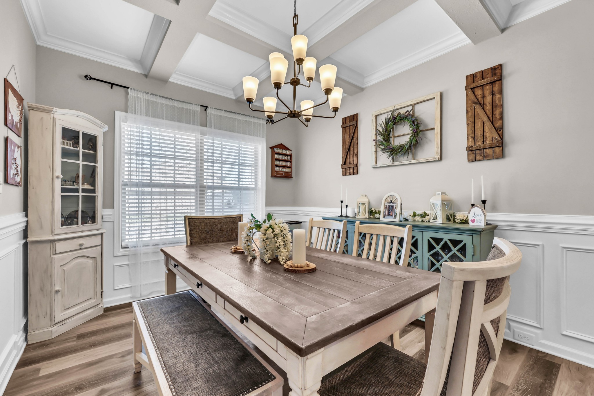 249 Elwell Road Clarksville, TN 37042 - Photo 5 of 36