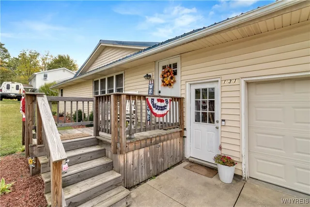 $280,000 | 131 Pearl Street, Holland, NY 14080