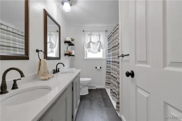 $280,000 | 131 Pearl Street, Holland, NY 14080