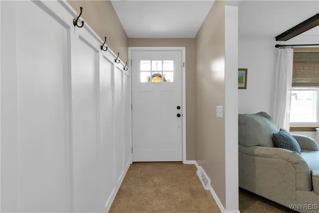 $280,000 | 131 Pearl Street, Holland, NY 14080