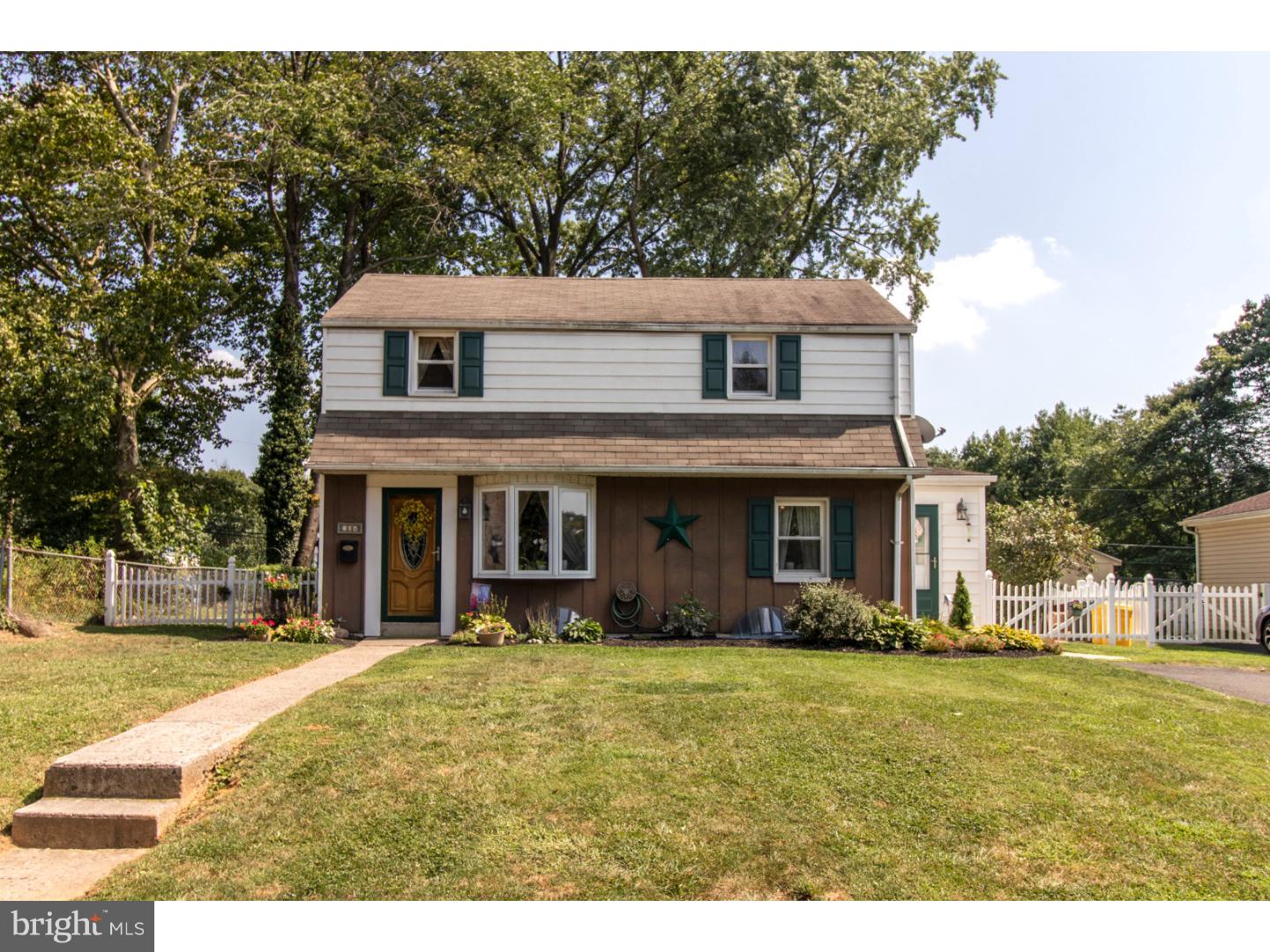 204 Garth Road Oreland, PA 19075 - Photo 1 of 22 Exterior Front