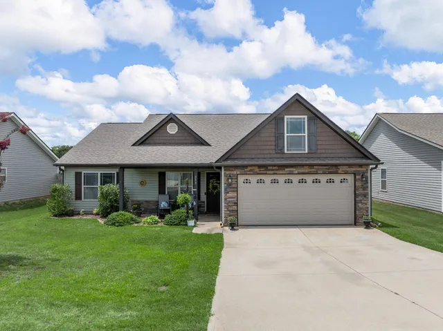 $274,900 | 253 Highland Spgs Loop, Inman, SC 29349
