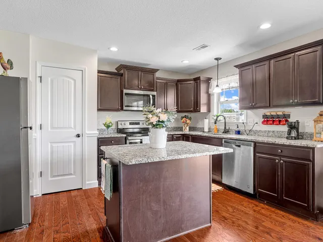 $274,900 | 253 Highland Spgs Loop, Inman, SC 29349