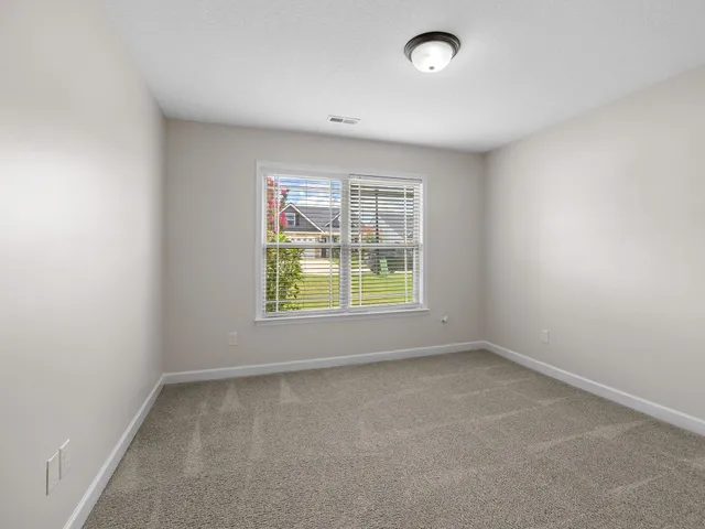 $274,900 | 253 Highland Spgs Loop, Inman, SC 29349